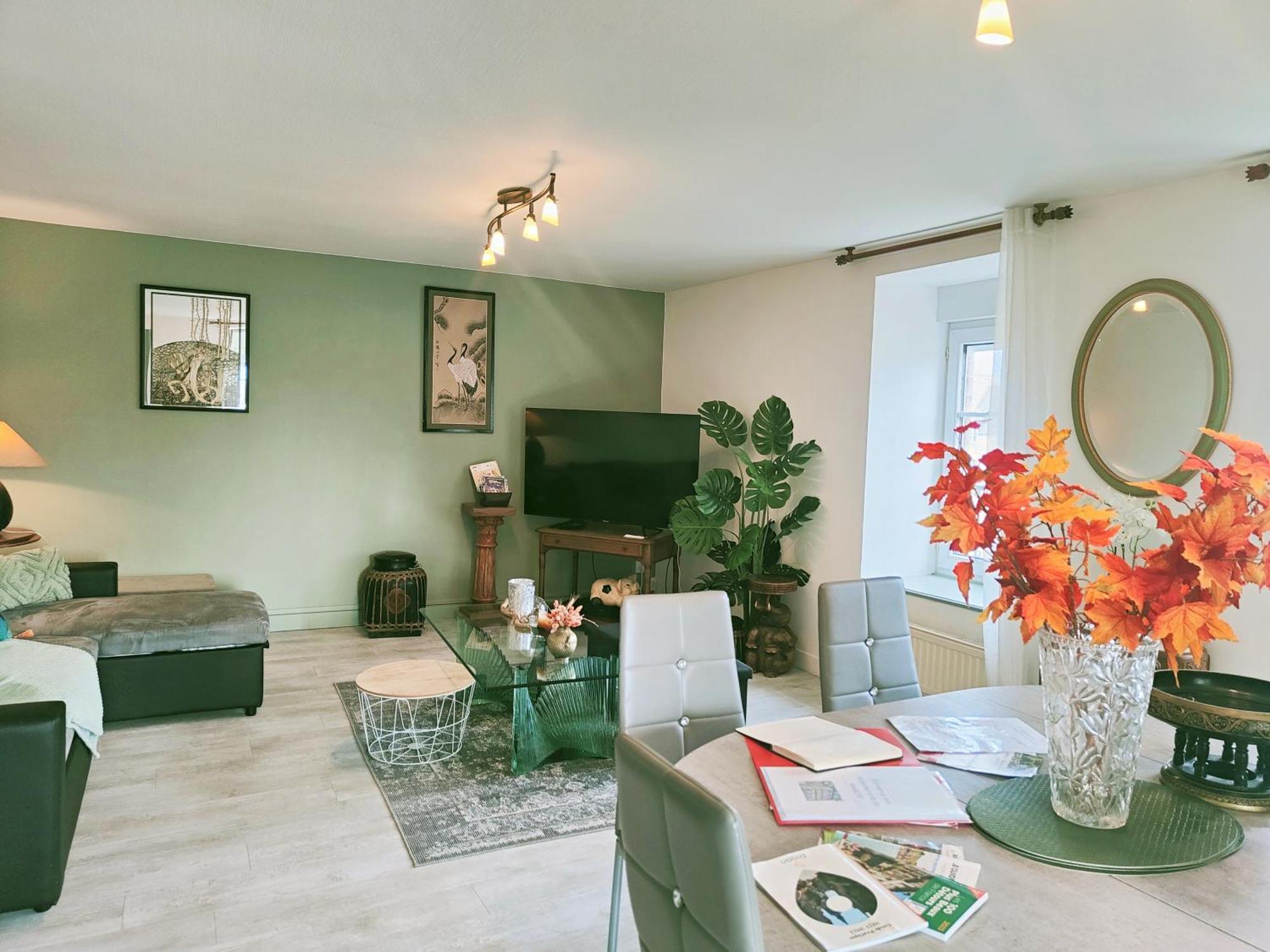דינאן Les Appartements Du Marche מראה חיצוני תמונה